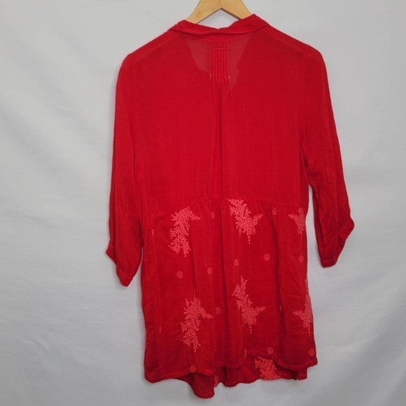 JOHNNY Was three quarter sleeve sheer button up collared double breast pockets - Picture 15 of 15